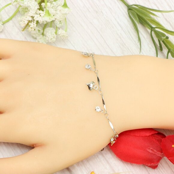 "Trendy Handmade Bracelet – A Thoughtful Gift for Girls & Women | UNVRC1134 - Picture 10 of 10